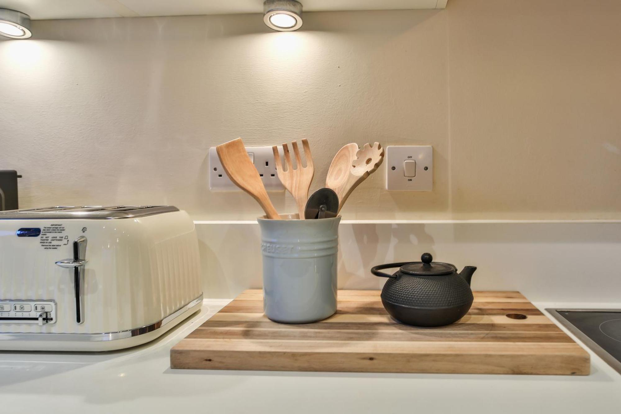 Skyview Apartment By Noknokstay - City Centre With Parking - Group, Family, Business シェフィールド エクステリア 写真