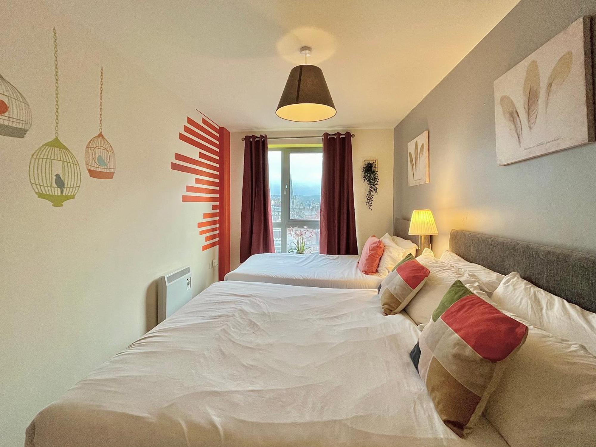 Skyview Apartment By Noknokstay - City Centre With Parking - Group, Family, Business シェフィールド エクステリア 写真
