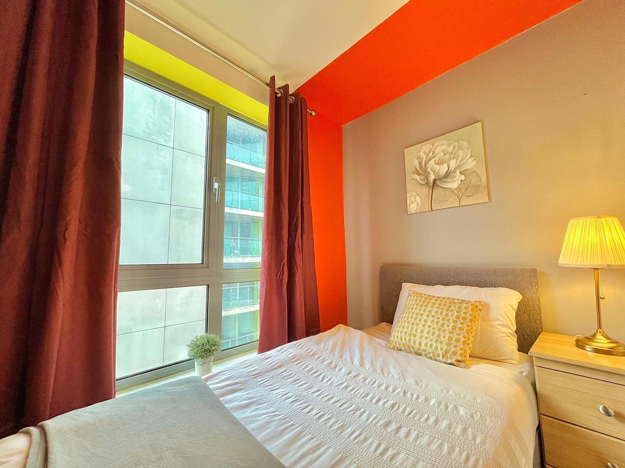 Skyview Apartment By Noknokstay - City Centre With Parking - Group, Family, Business シェフィールド エクステリア 写真