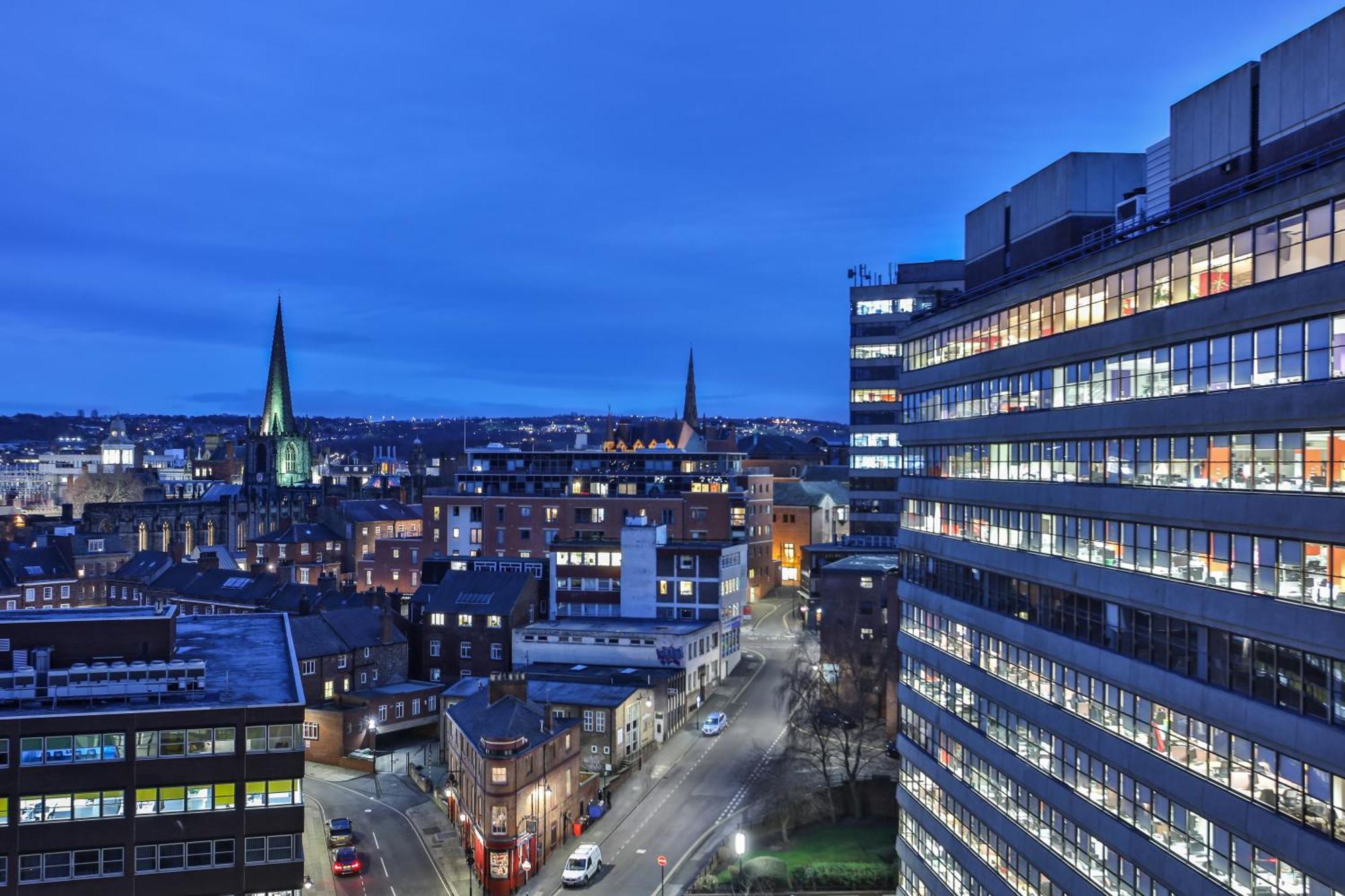 Skyview Apartment By Noknokstay - City Centre With Parking - Group, Family, Business シェフィールド エクステリア 写真